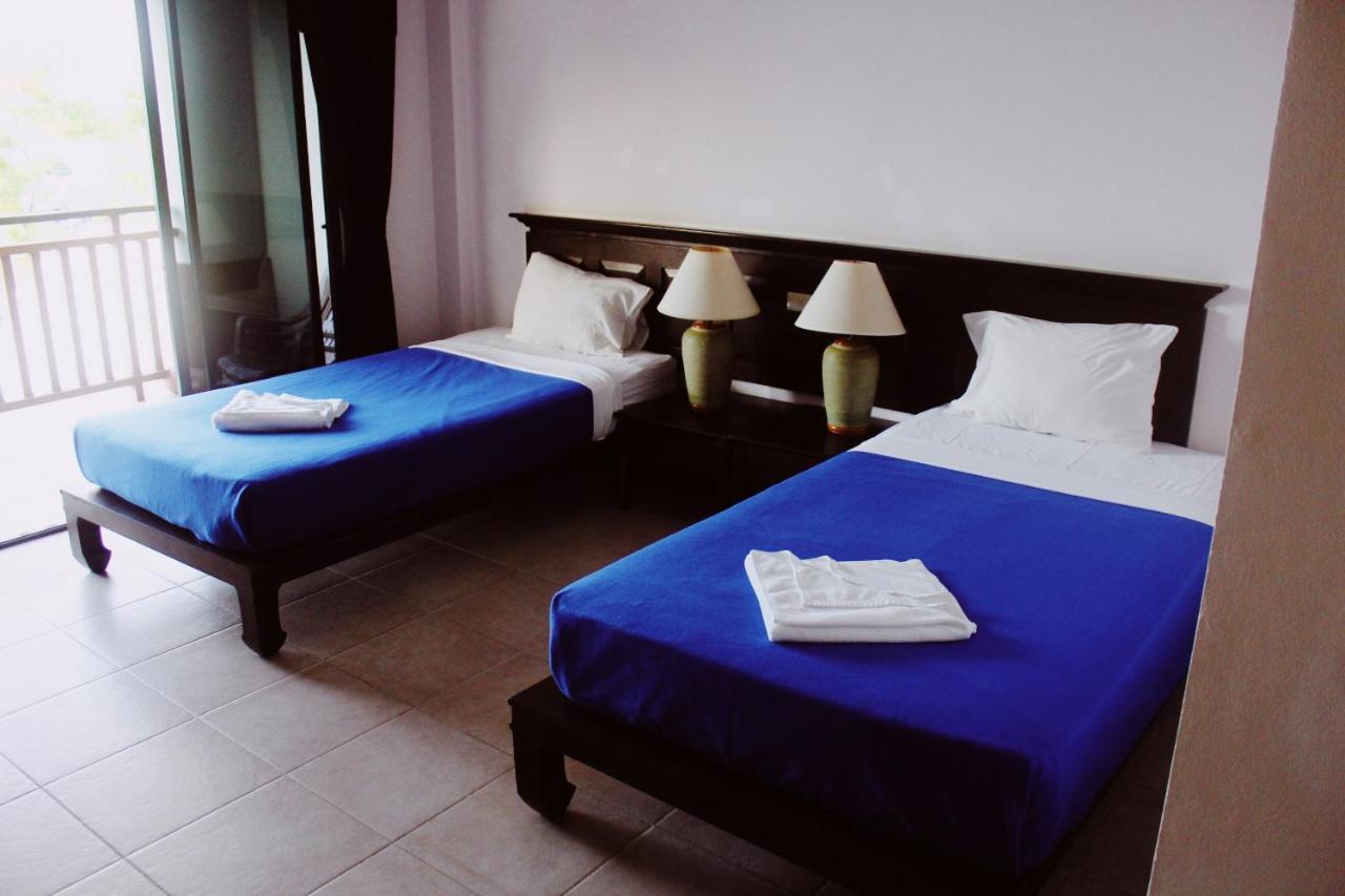 Bodega Phuket Patong (Adults Only) Hostel Exterior photo